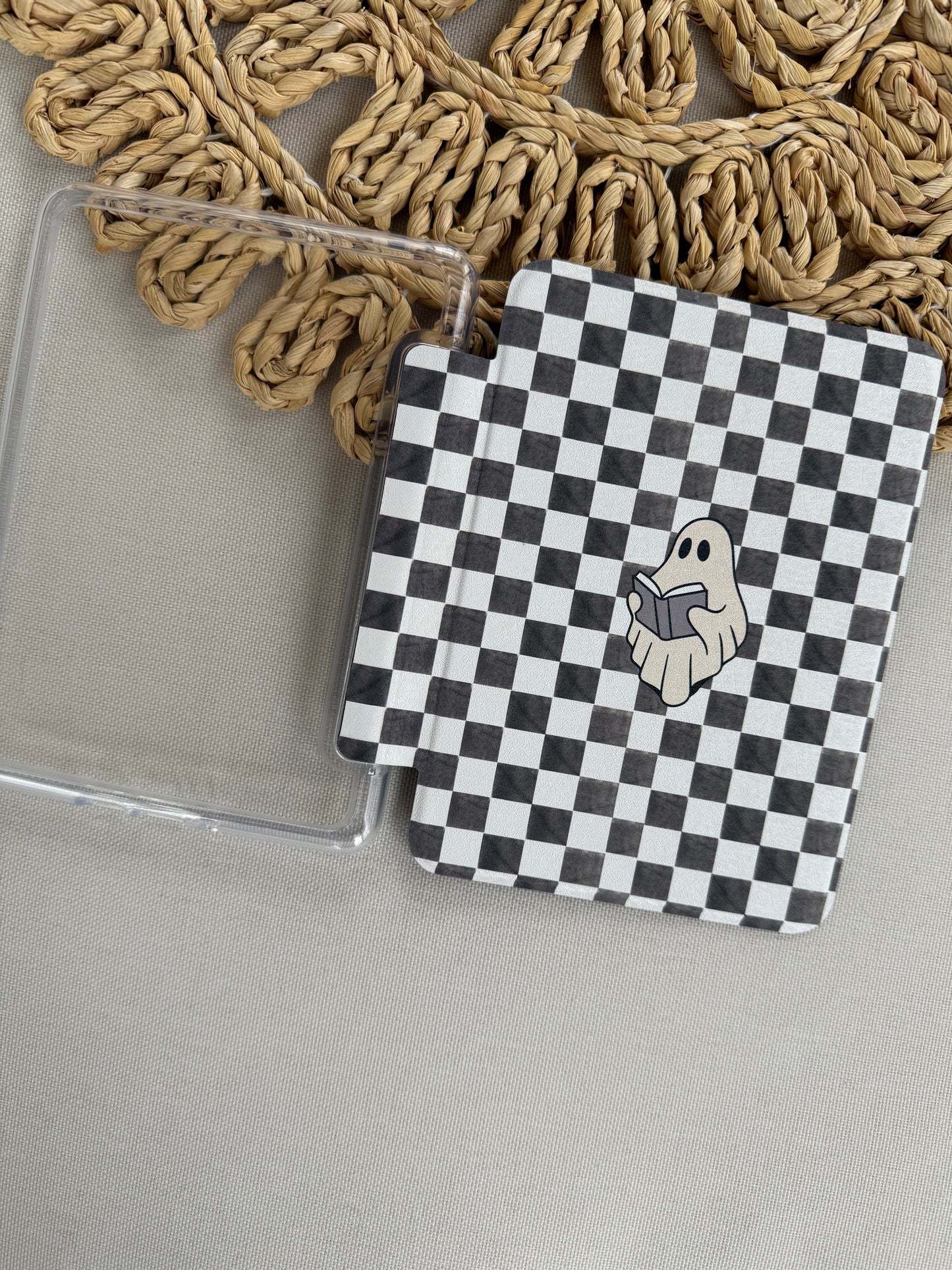 IMPERFECT Checkered Ghost 12th gen case (auto wake feature broken)