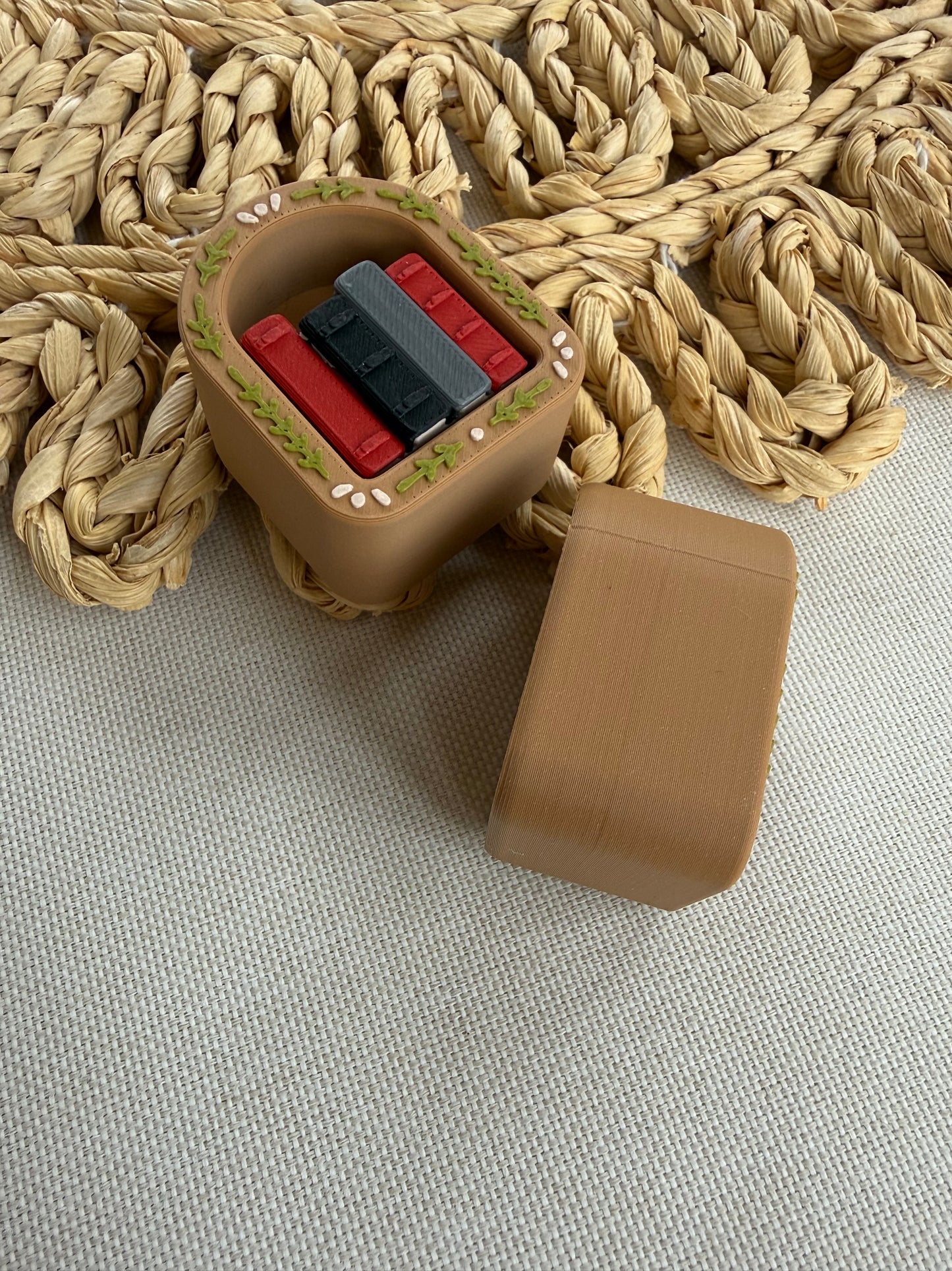 Dark Romance Book Nook Fidget Clickie