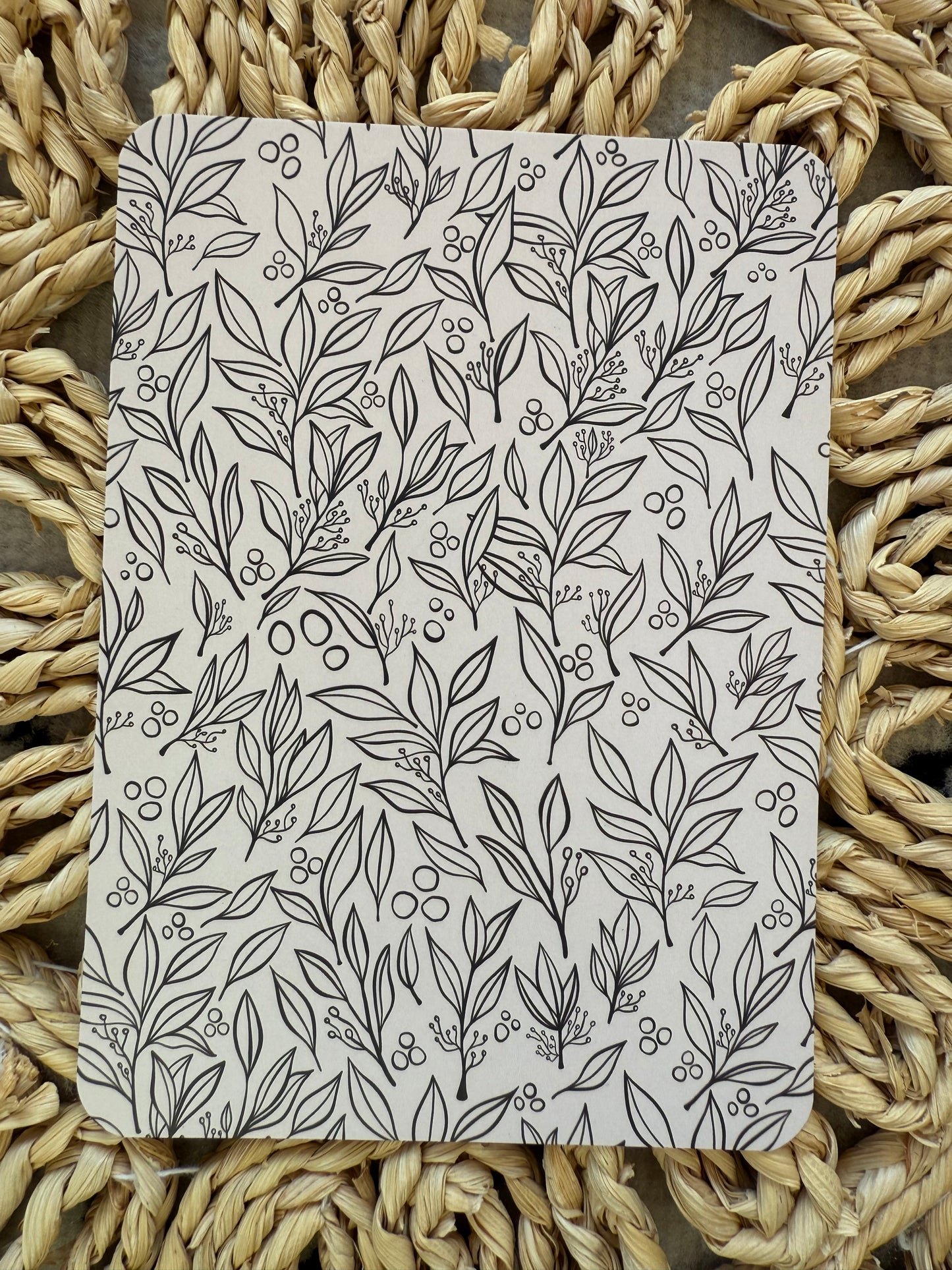 Black & Cream Leaves Kindle Insert