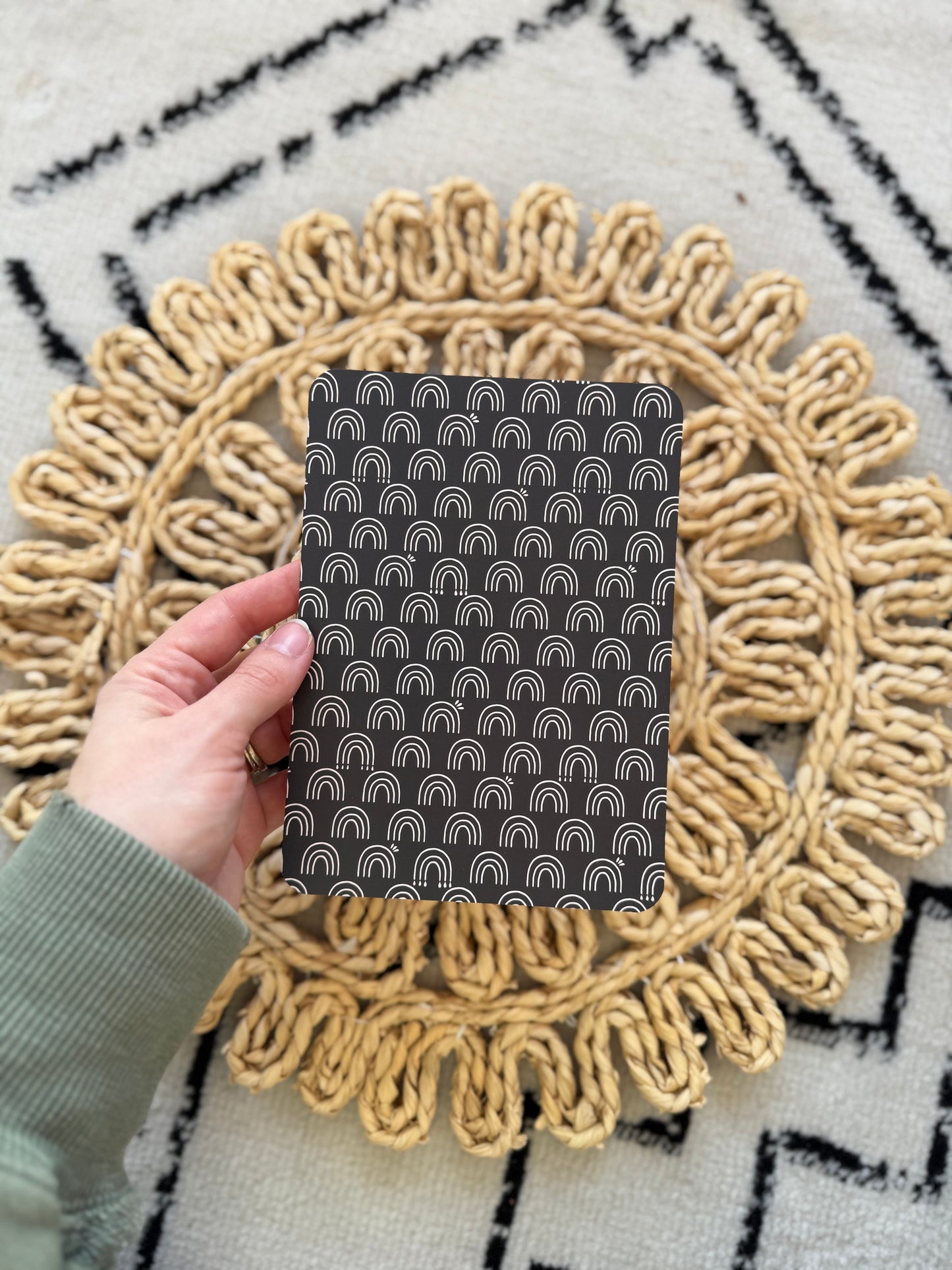 Black Arches Kindle Insert