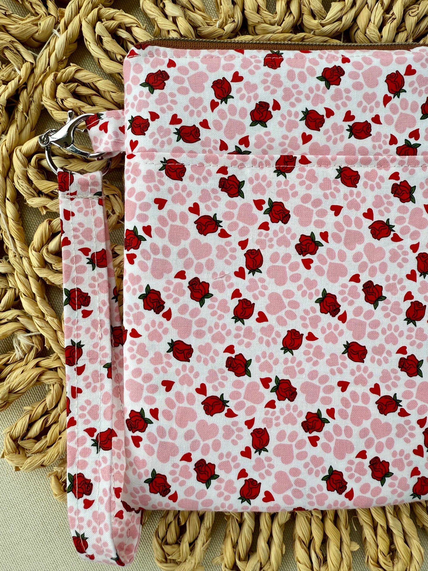 Paws & Roses Ereader Sleeve