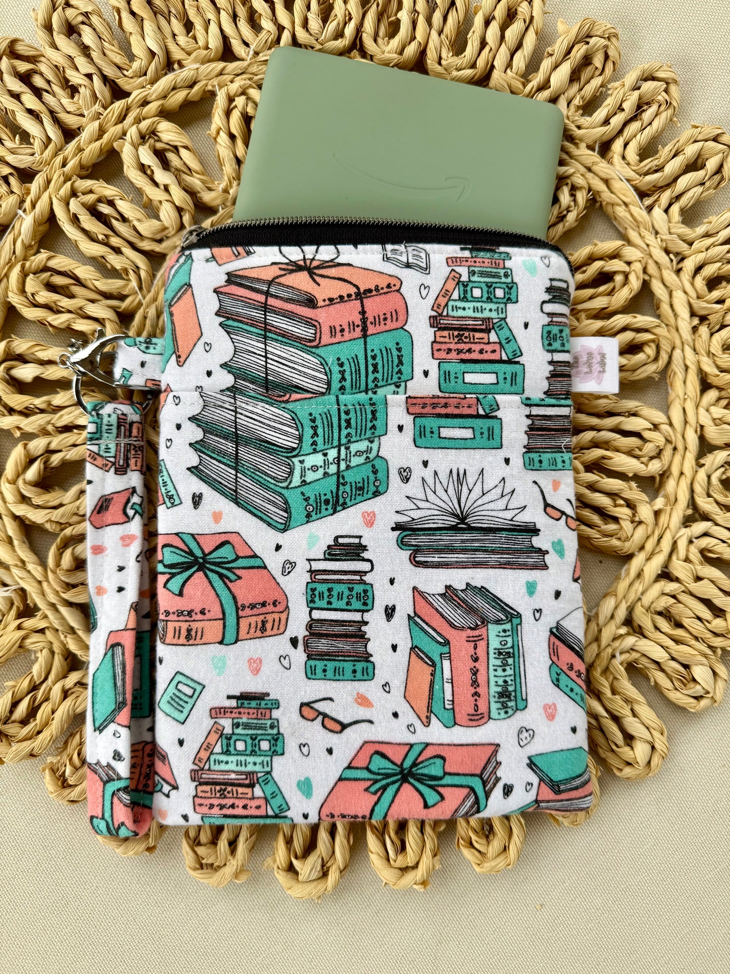 Books & Bows Ereader Sleeve
