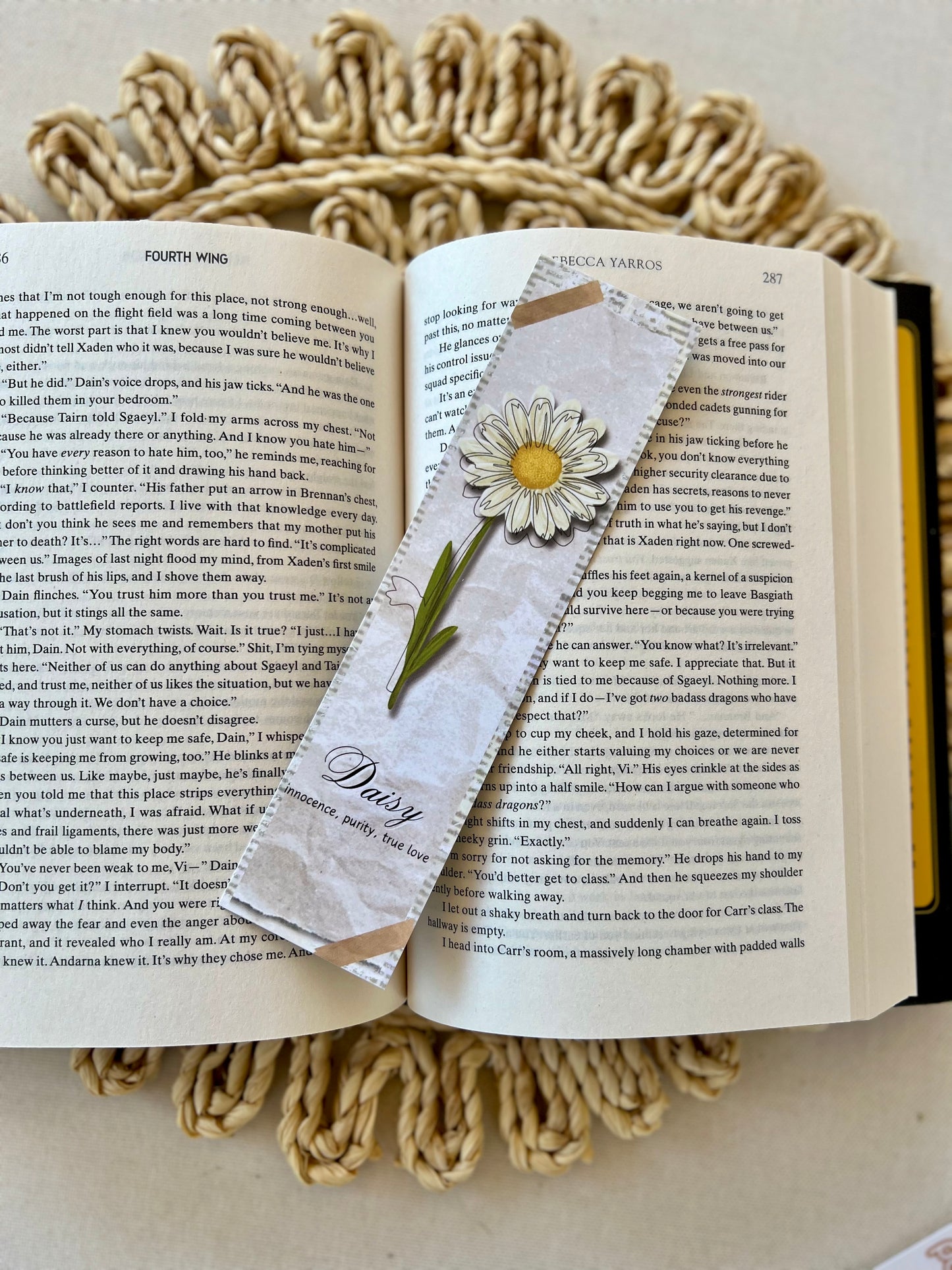 Daisy Classic Bookmark