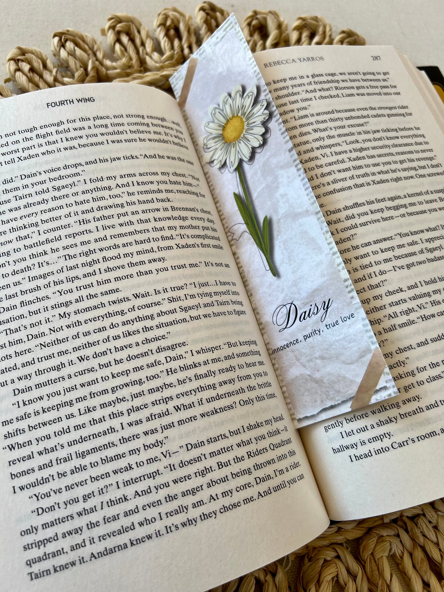 Daisy Classic Bookmark