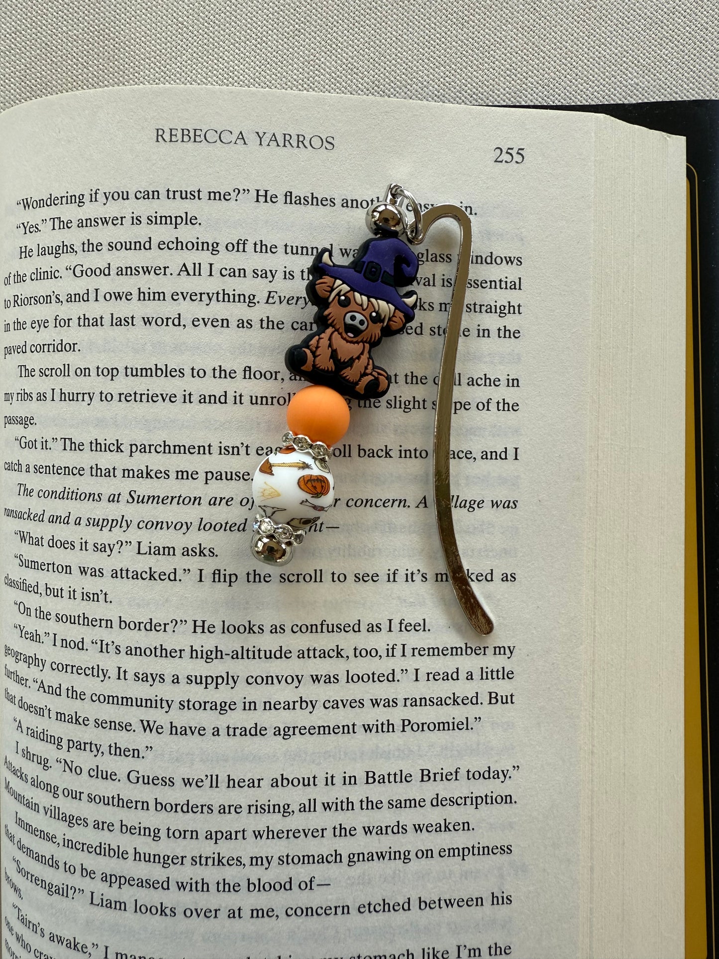 Witch Hat Highland Cow Beaded bookmark