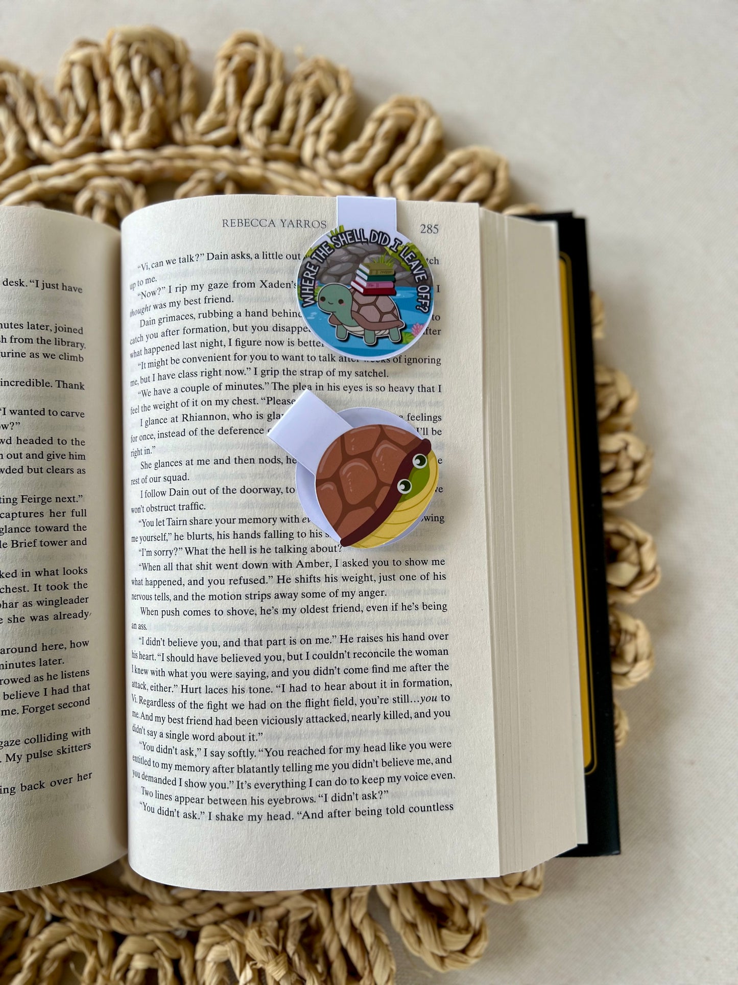 Where the shell? Magnetic Bookmark