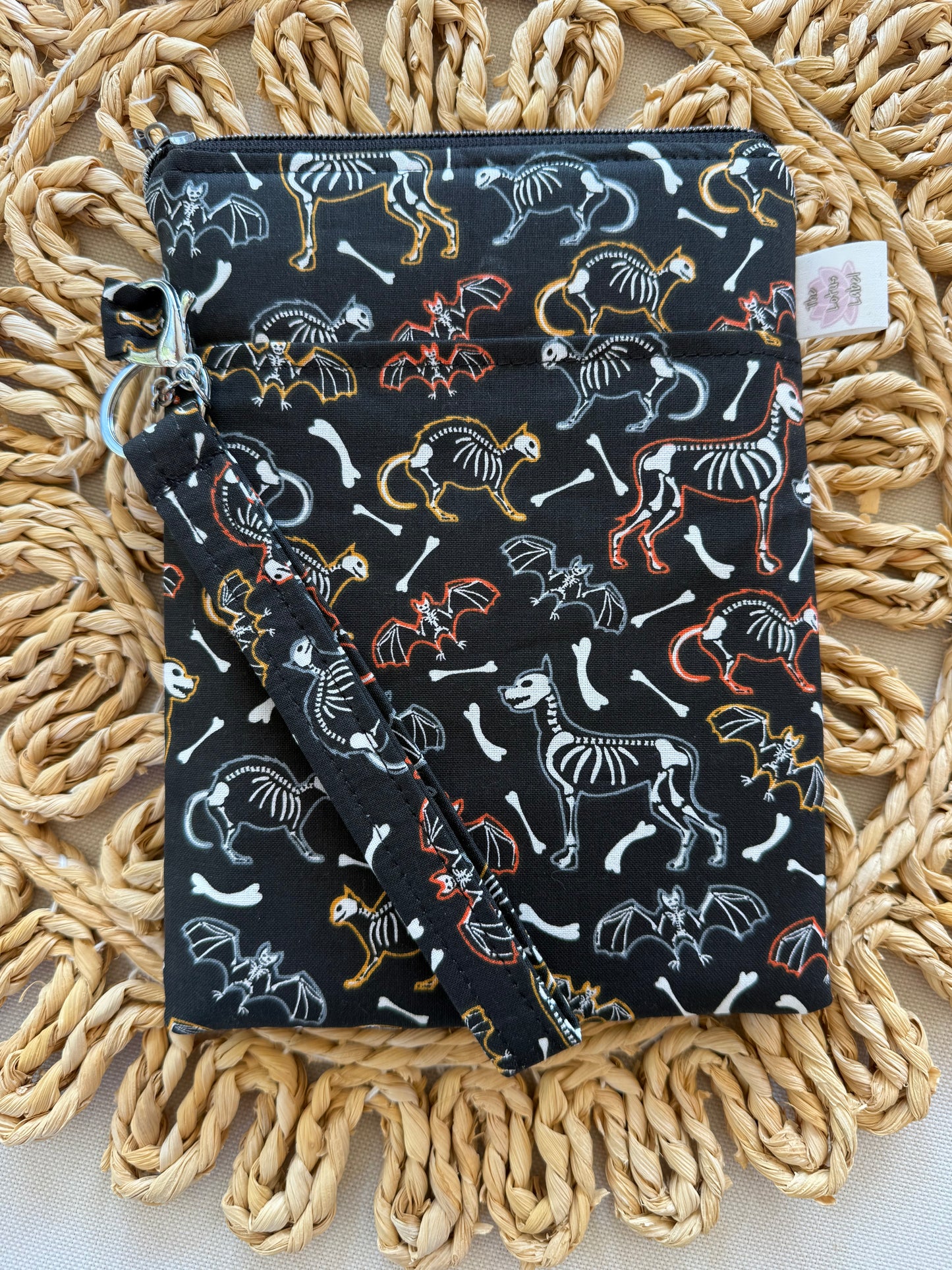 Glow in the dark animal skellies Kindle Sleeve