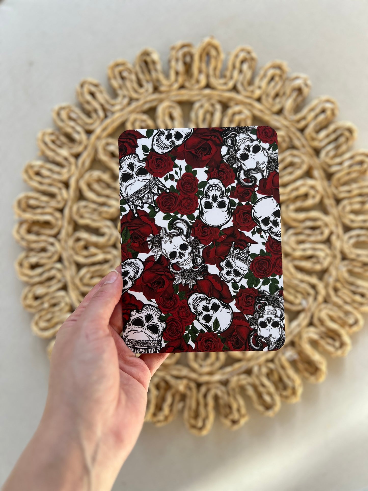 Skulls & Roses Kindle Insert