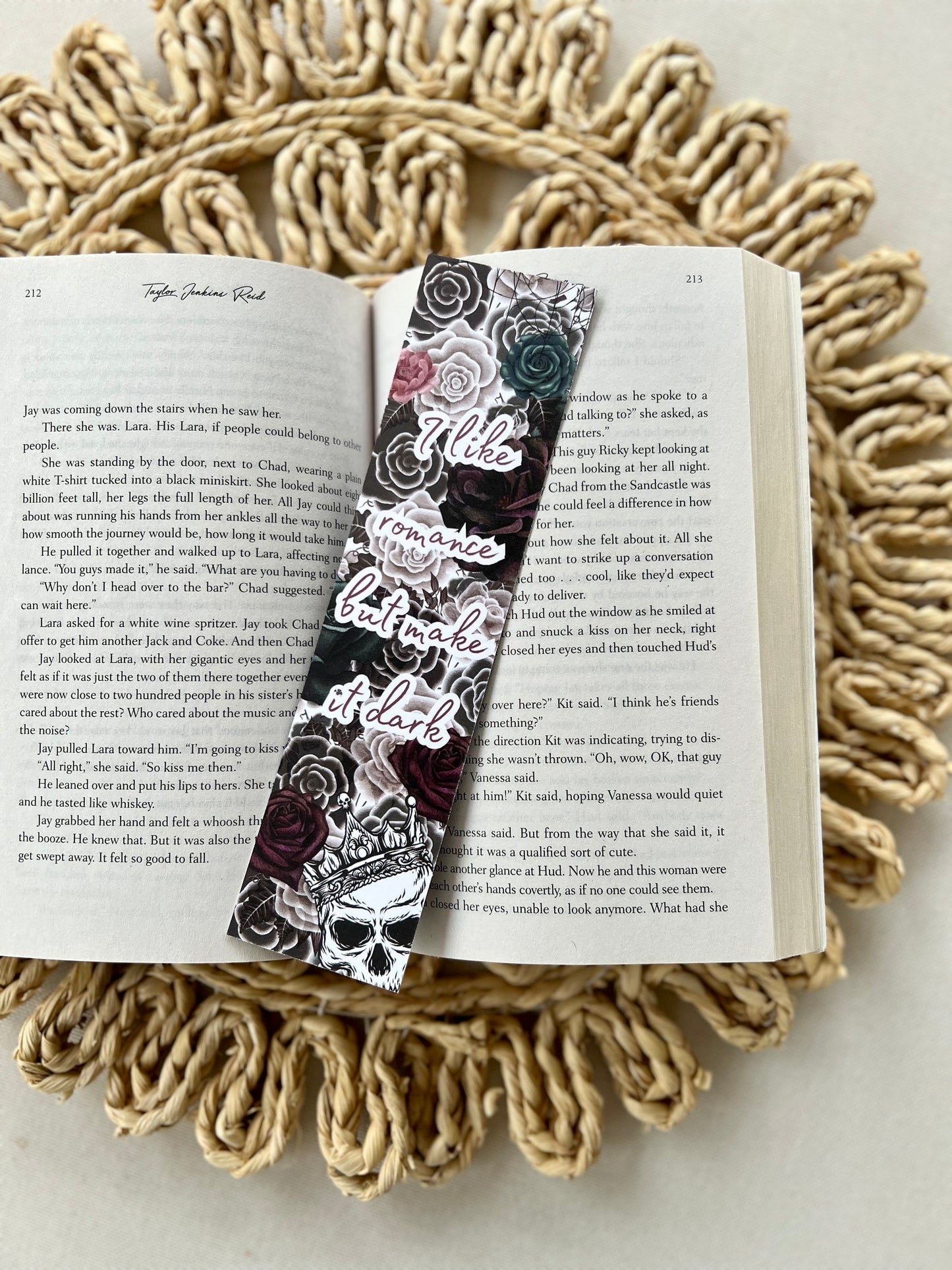 I like romance but make it dark Classic Bookmark