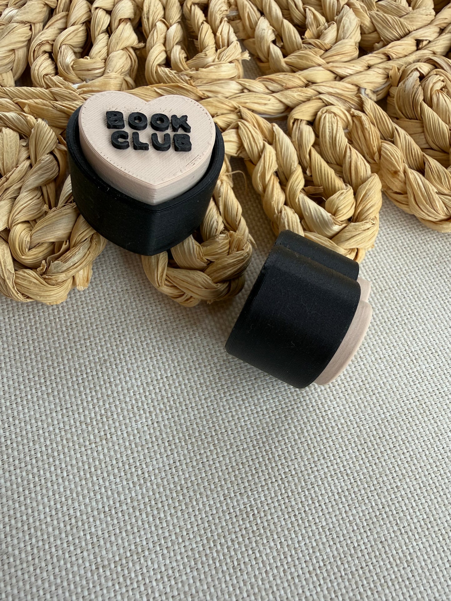 Book Club Fidget Clickie