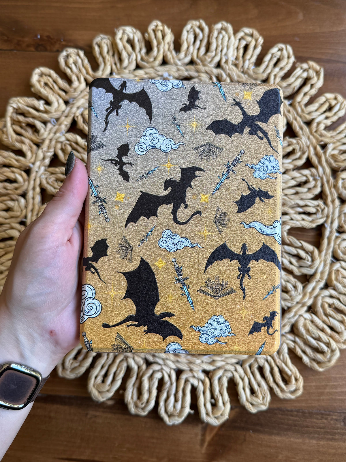 Dragons Kindle Case- MAGNETIC COVER