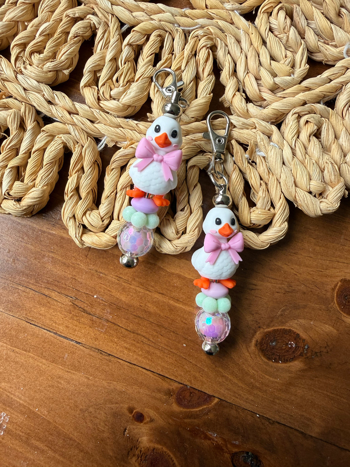 Goosie Tethered Charm