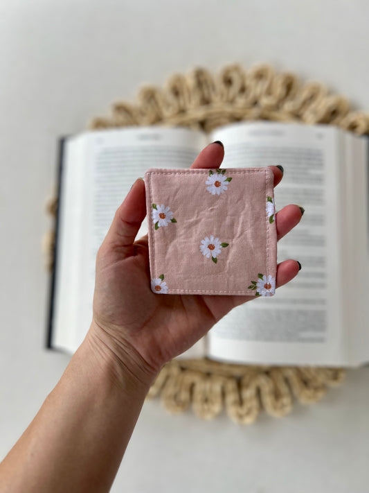 Pink Daisy Corner Bookmark