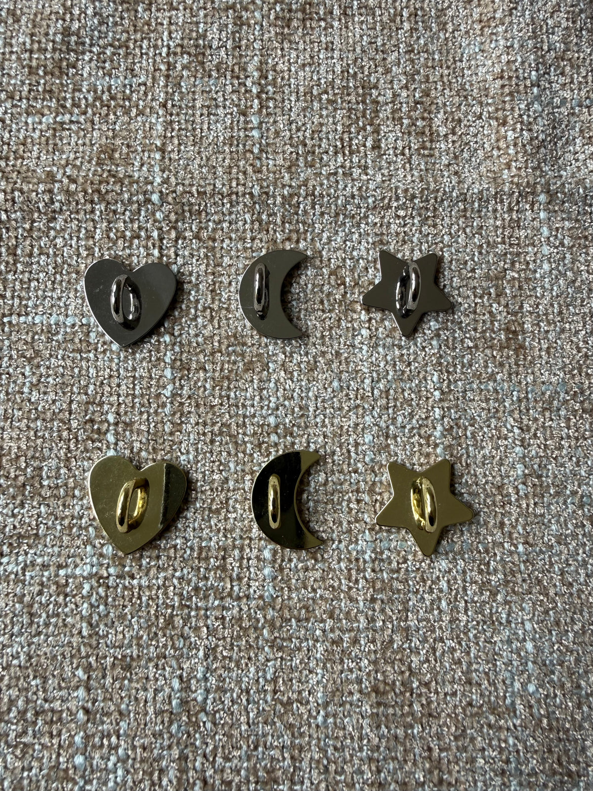 Adhesive hook for Charms