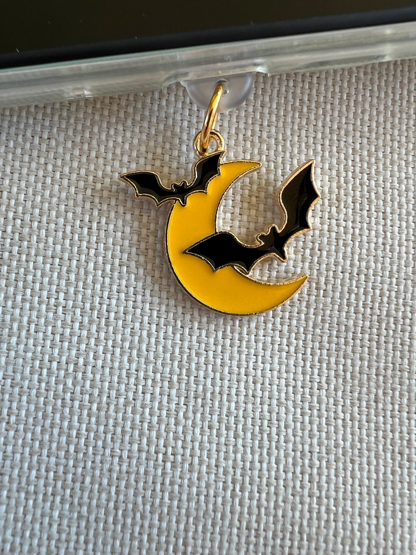 Moon & Bats Dust Plug