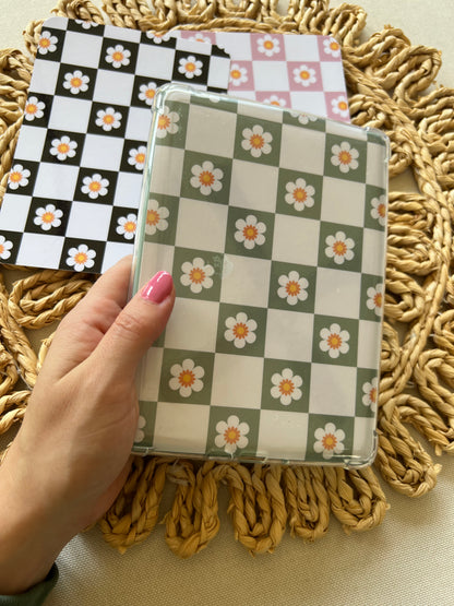 Checkered Daisy Kindle Insert