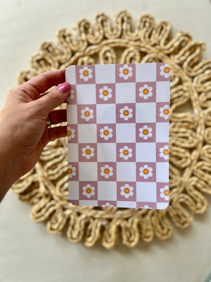 Checkered Daisy Kindle Insert