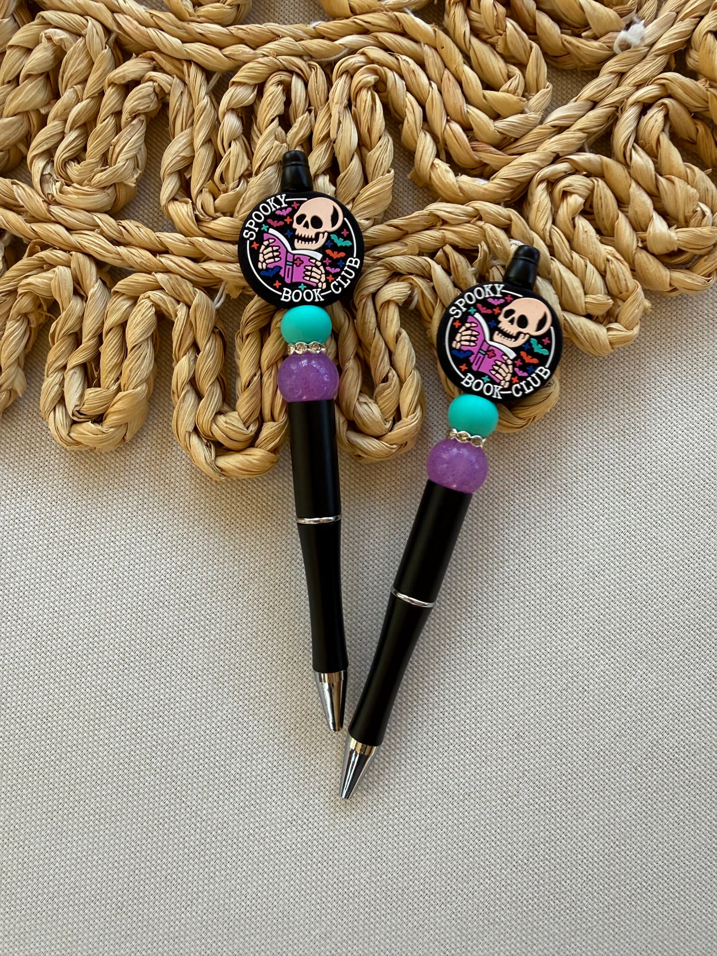 Spooky Book Club Pen