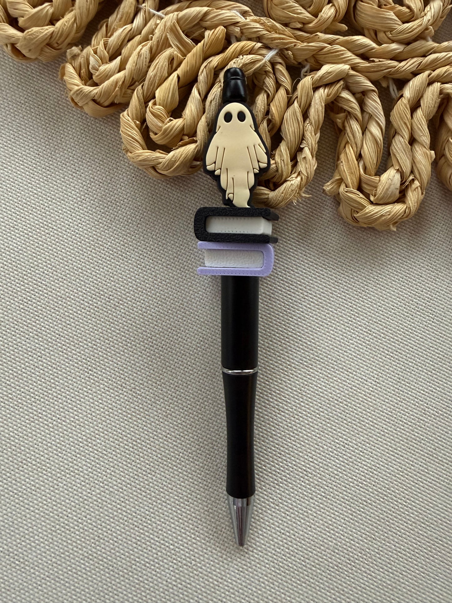 Customizable Ghostie Pen