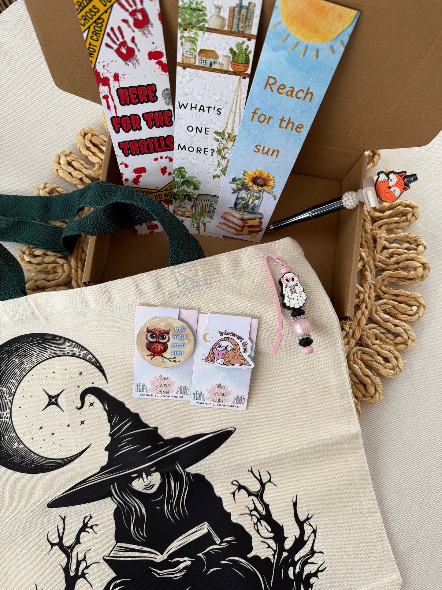 Blind date FOR a book mystery box