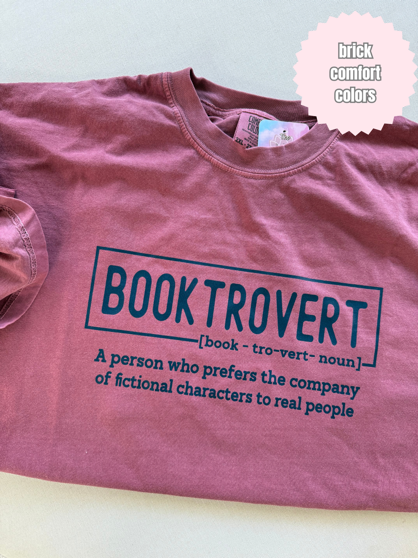 Booktrovert Shirt (navy ink)