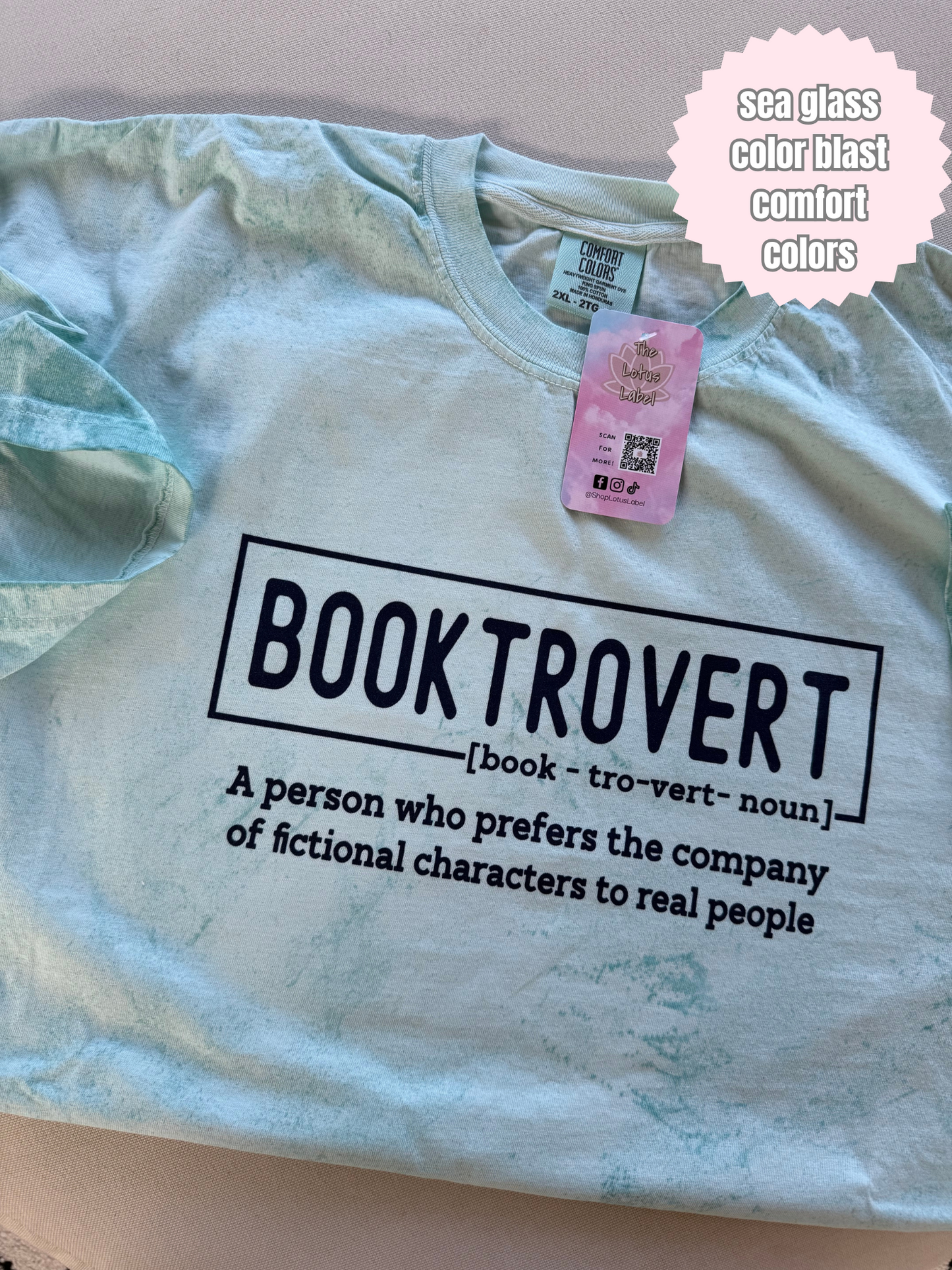 Booktrovert Shirt (navy ink)