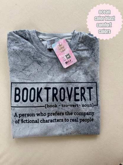 Booktrovert Shirt (navy ink)